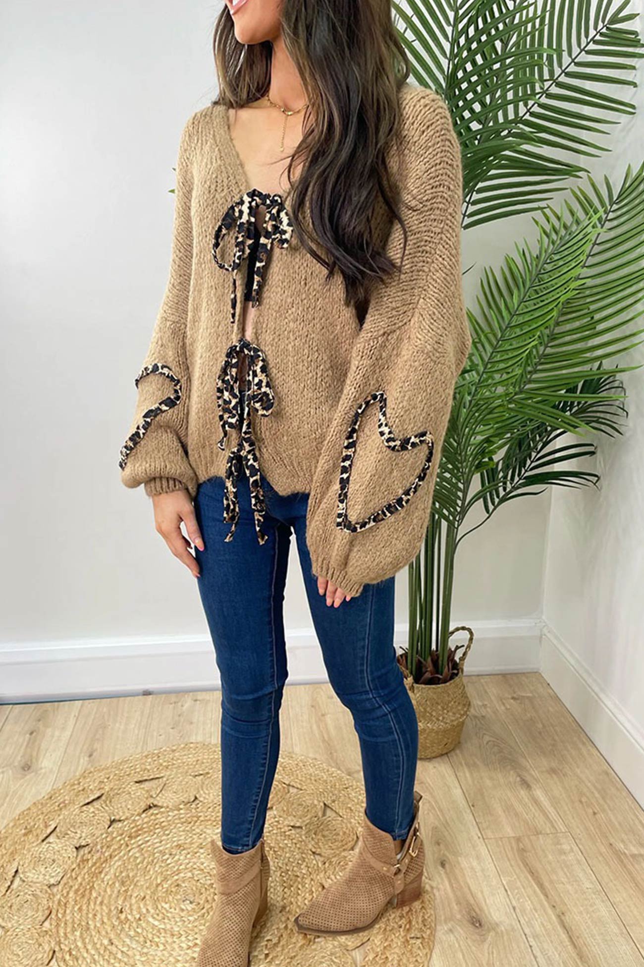 Leopard Tie-up Knit Cardigan